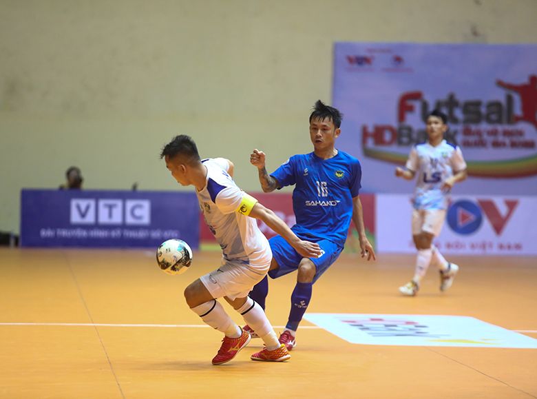 Đá 5 người trong futsal là gì? Làm cách nào để triển khai chiến thuật đá 5?