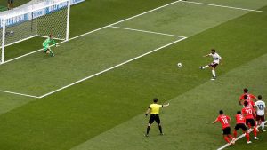 Đá phạt penalty là gì? Và quy cách tiến hành đá phạt trực tiếp chính xác nhất