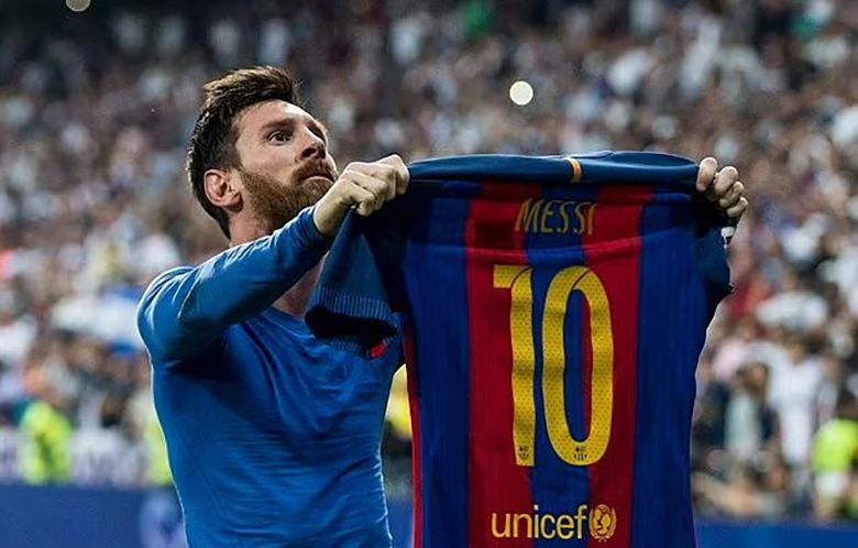 Hồ sơ huyền thoại: Cầu thủ Messi - Nghệ sĩ sân cỏ với đôi chân ma thuật