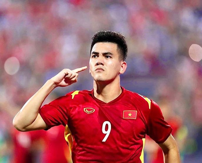 Tiểu sử về sự nghiệp của cầu thủ Tiến Linh - Vua những bàn thắng