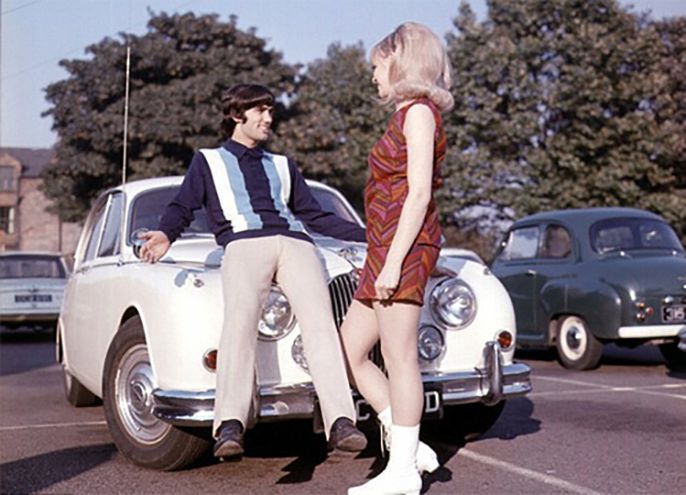 Huyền thoại lắm tật George Best và một cuộc đời lãng tử