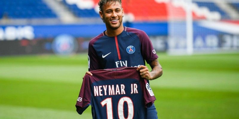 Neymar Jr – Hành trình từ thiên tài bóng đá Brazil đến ngôi sao toàn cầu
