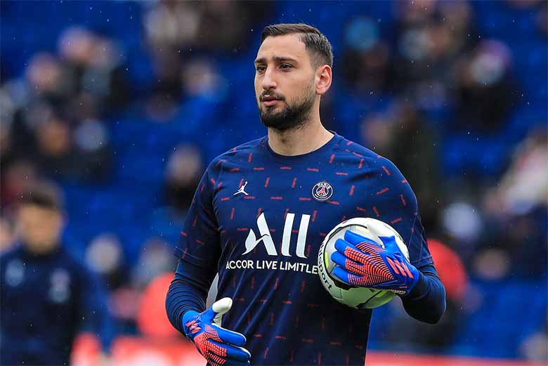 Gianluigi Donnarumma là ai? Tài năng vàng trong khung gỗ Italy 