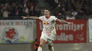 Vì sao Man Utd chưa vội lo lắng về Benjamin Sesko?