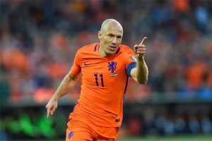 Tiểu sử Arjen Robben: Đôi chân trái huyền thoại của bóng đá Hà Lan